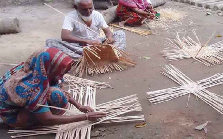 বাঁশ-বেত-শিল্প-Bamboo and cane industries are losing touch to modernity in Bagerhat