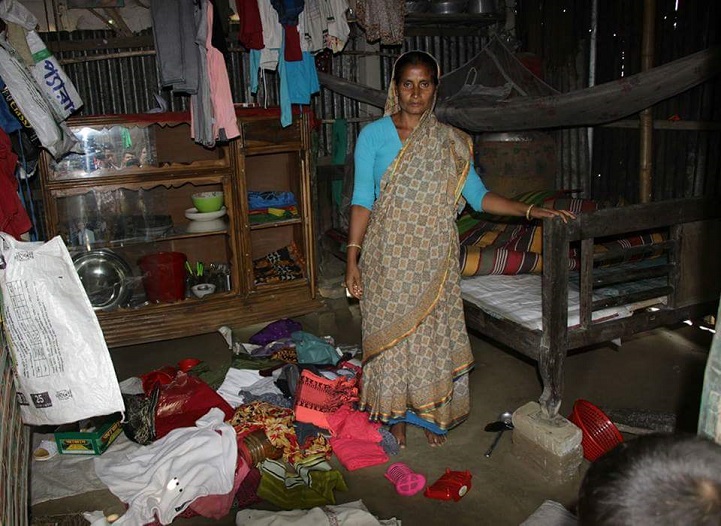 অন্তসত্বা-নারী-আহত-An injured pregnant woman was injured in Mymensingh land dispute